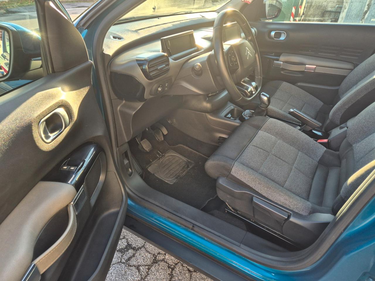 Citroen C4 Cactus BlueHDi 100 S&S Shine