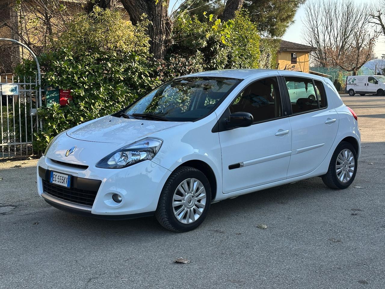 Renault Clio 1.2 16V 5 porte GPL Dynamique Neopatentati
