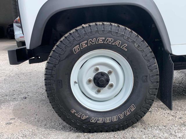 LAND ROVER Defender 110 2.2 TD4 High Capacity Pick Up