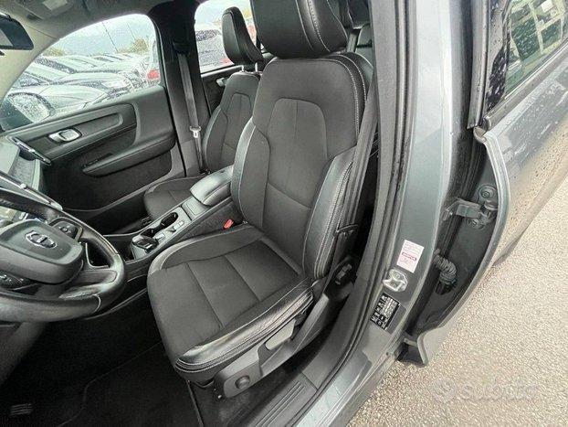 VOLVO XC40 D3 Business