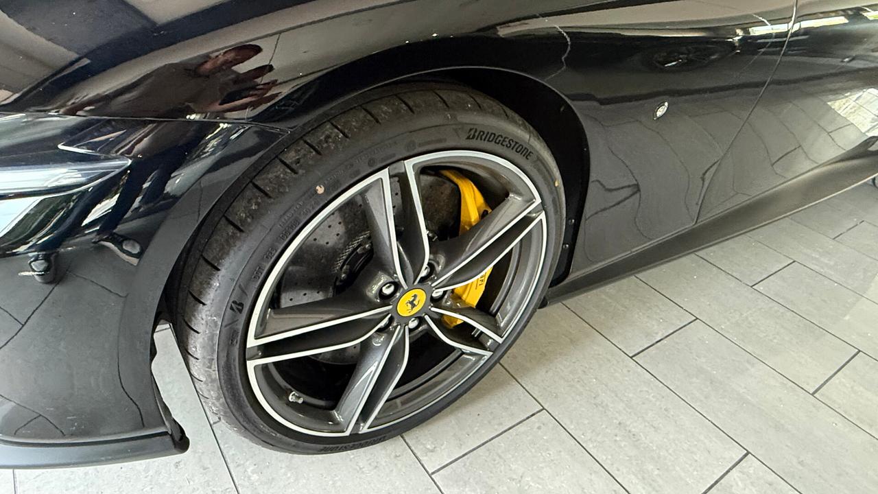 Ferrari Roma Spider KM0 UFF ITALIA