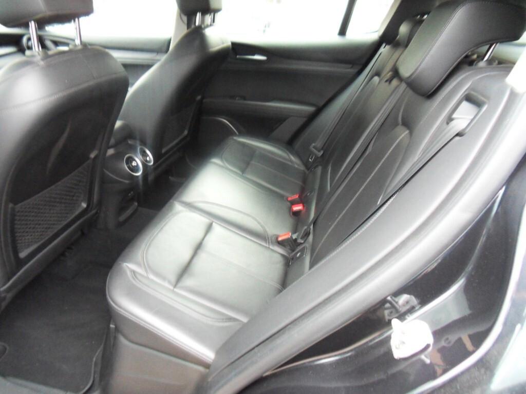 Alfa Romeo Stelvio 2.2 Turbodiesel 210 CV AT8 Q4 Executive