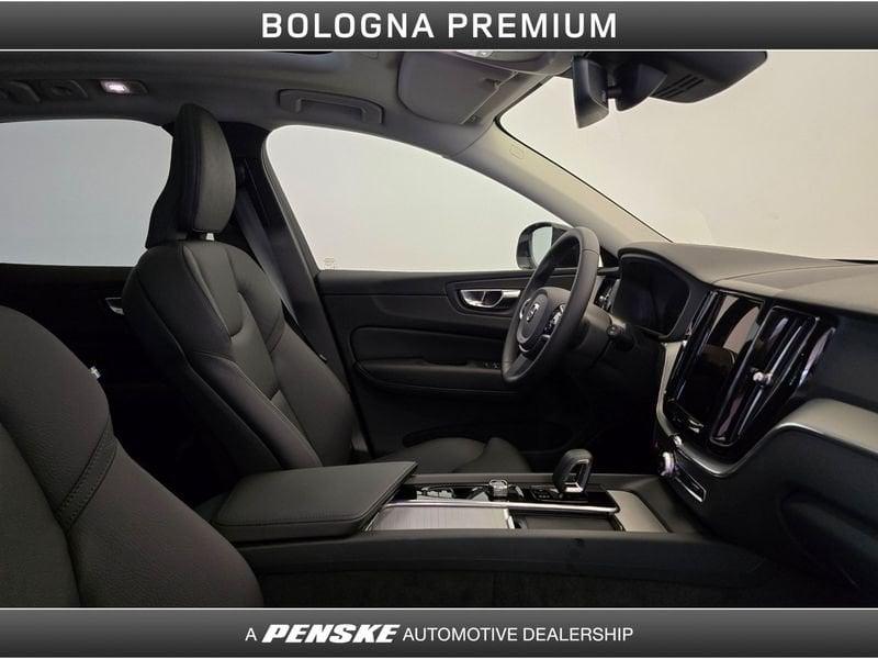 Volvo XC60 T6 Plug-in hybrid AWD automatico Plus Dark