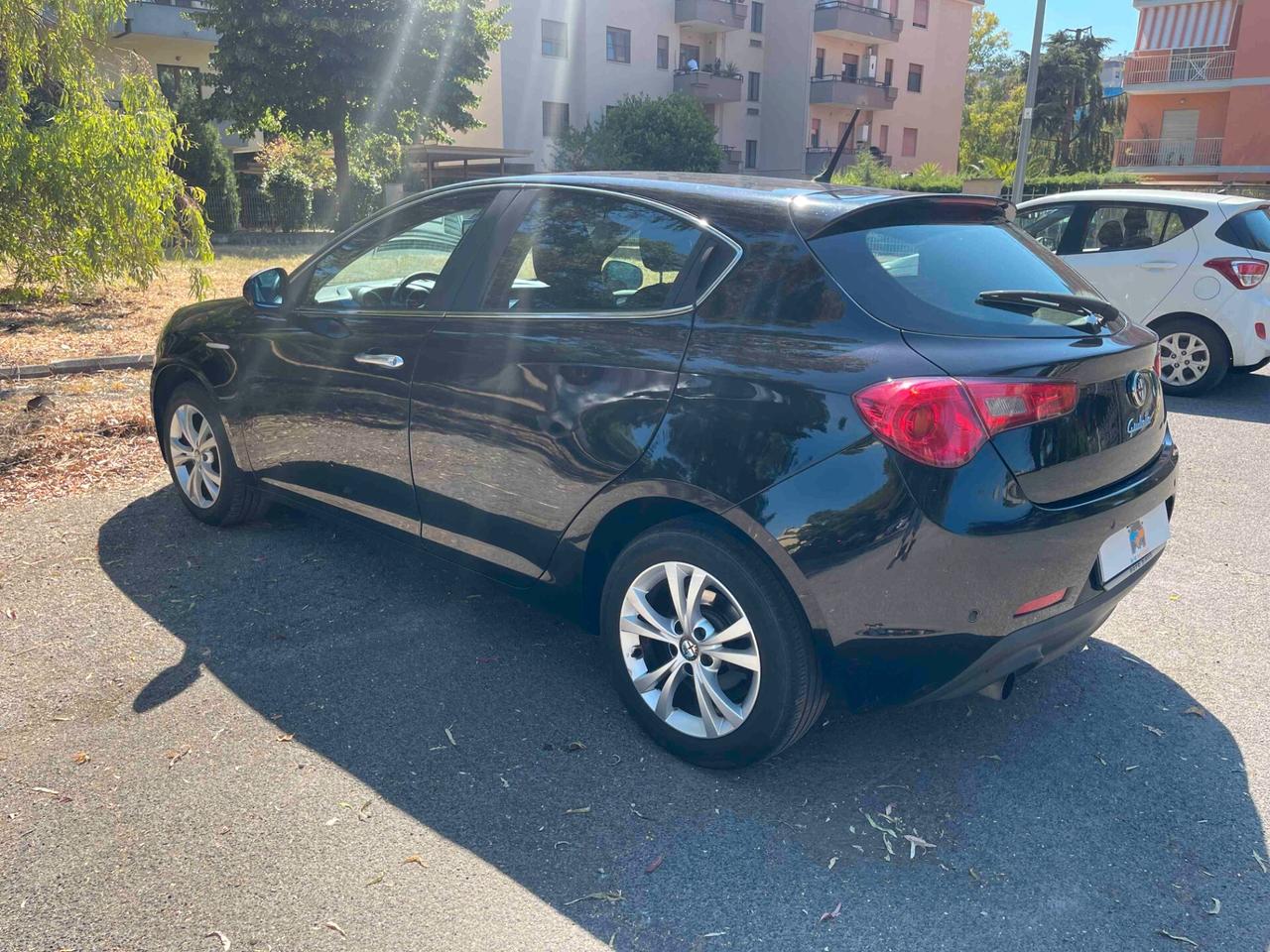 Alfa Romeo Giulietta 1.6 JTDm-2 105 CV Distinctive NEOPATENTATI