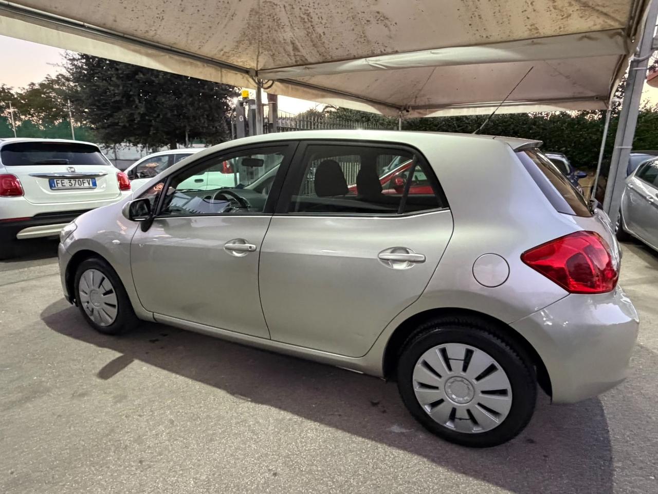 Toyota Auris 1.4 D-4D 5 porte Sol MY'08