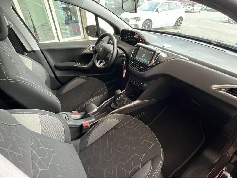 Peugeot 2008 1.2 puretech Active 82cv my16