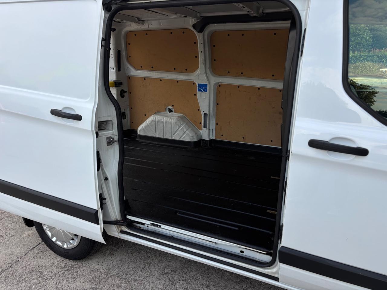 Ford transit custom 2.2 TDCI. Garanzia 12 mesi