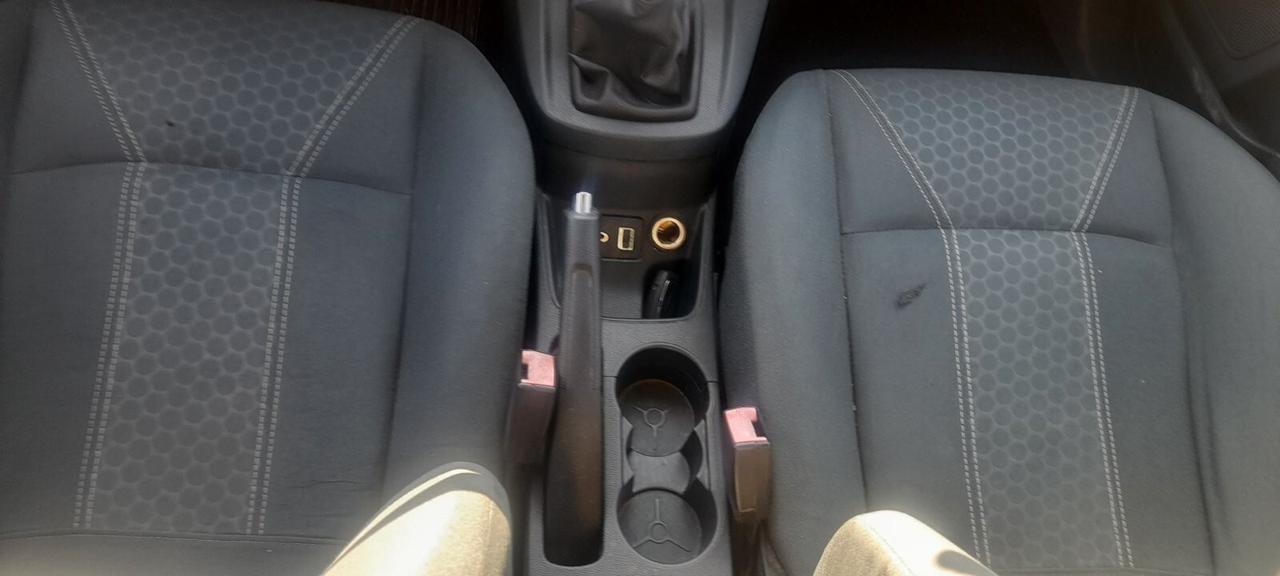 Ford Fiesta 1.2 82 CV 5 porte Titanium