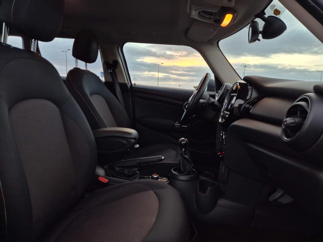 Mini 1.5 One D Business