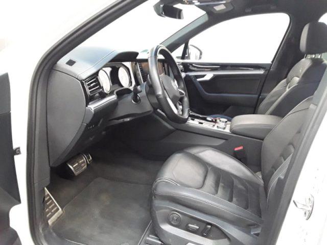 VOLKSWAGEN Touareg 3.0 V6 TDI SCR Elegance