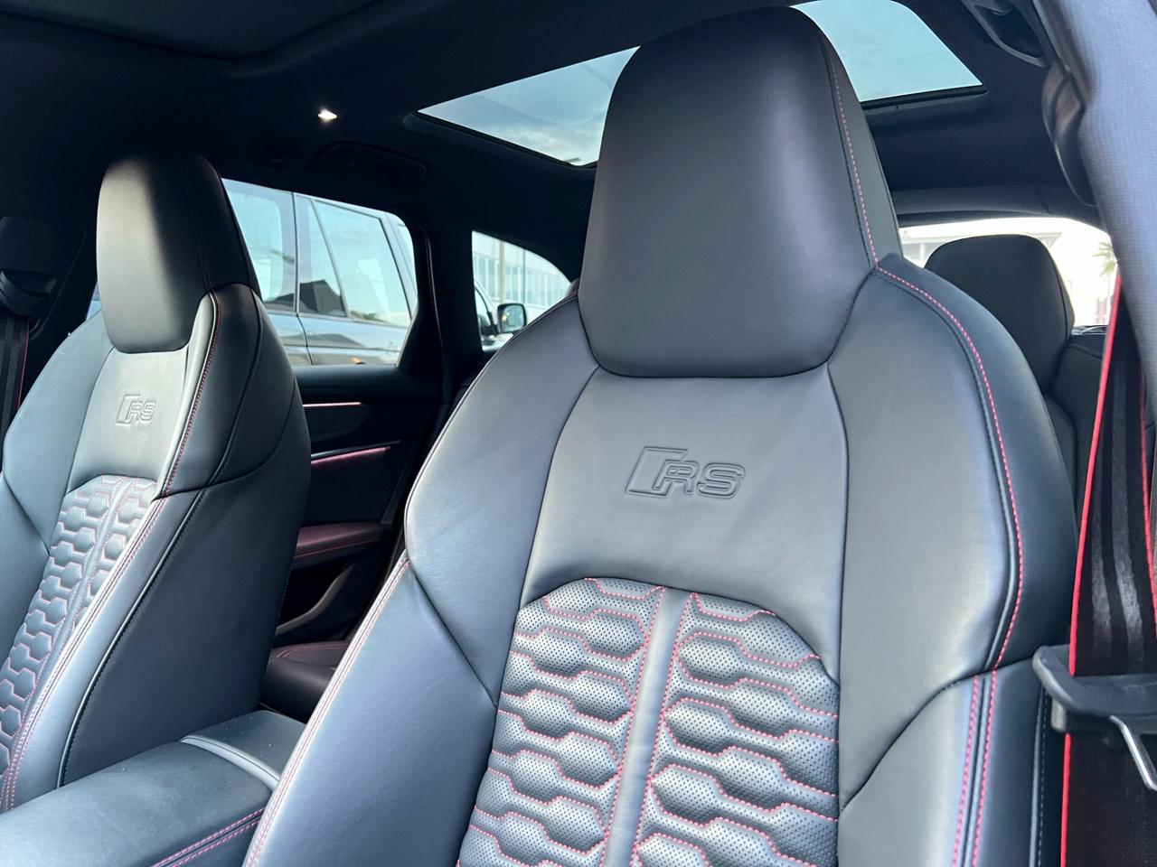 Audi RS6 RS 6 Avant 4.0 TFSI V8 quattro tiptronic Performance