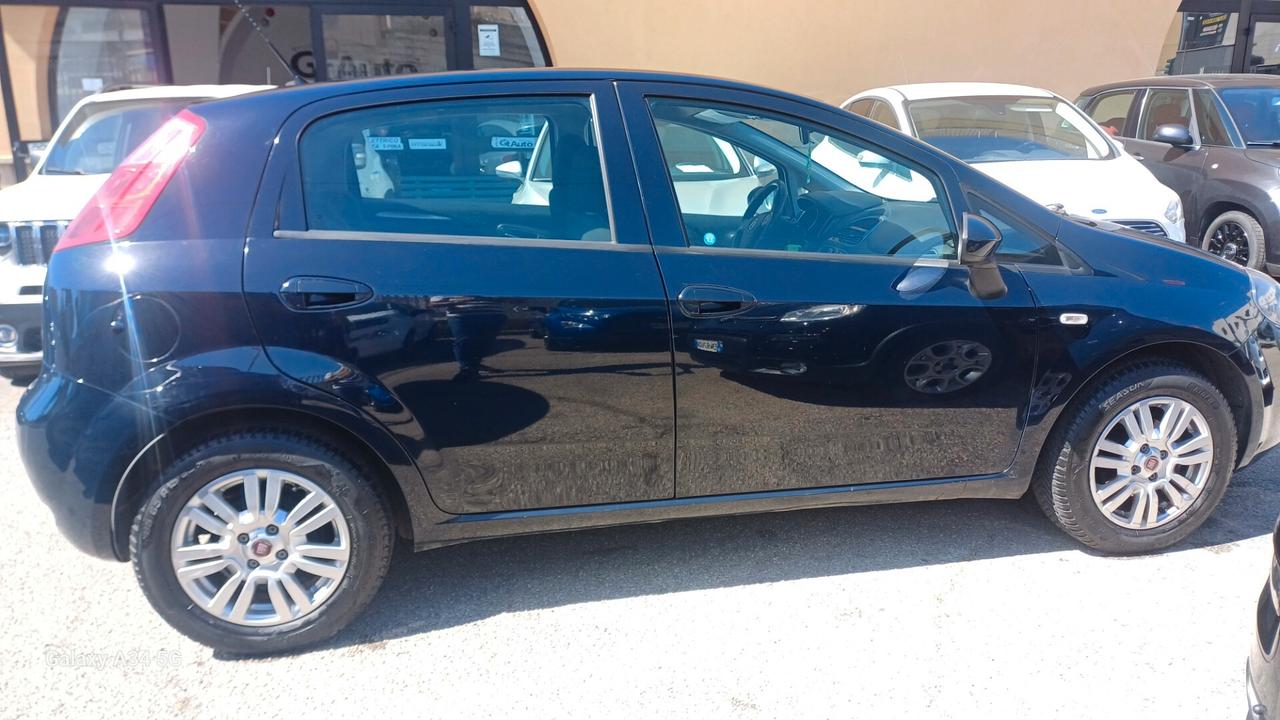 Fiat Punto 1.4 8V 5 porte GPL casa madre Street
