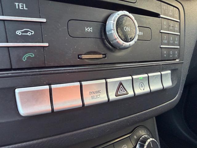 MERCEDES-BENZ B 180 SPORT+NAVI+LED+RCAM+PELLE-TEX+CRUISE+17BLACK