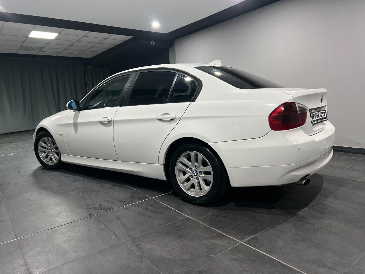 BMW 320 d Eletta 177cv NAVI + INT. PELLE