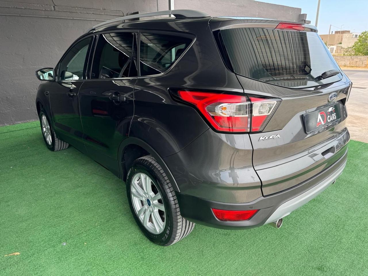 Ford Kuga 2.0 TDCI 120 CV 2WD Powershift