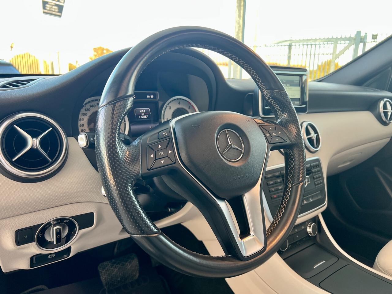 Mercedes-benz A 180 CDI Automatic TETTO PANORAMICO