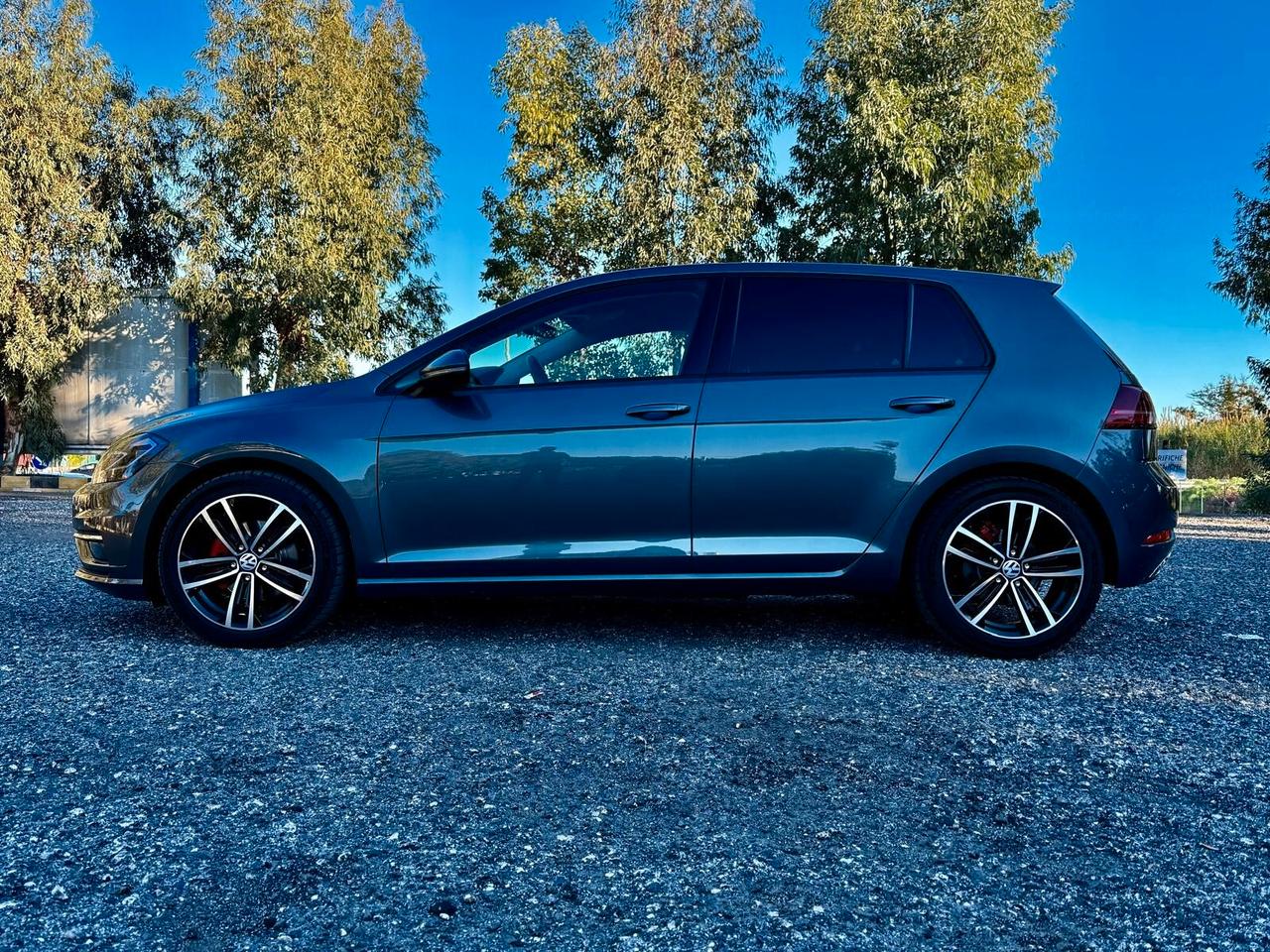 VOLKSWAGEN GOLF 1.6 TDI 115 CV DSG SPORT R LINE