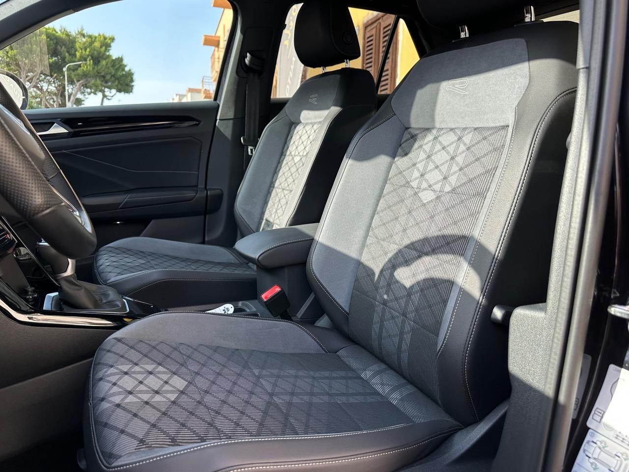 Volkswagen T-Roc 2.0 TDI SCR 150 CV DSG R-Line