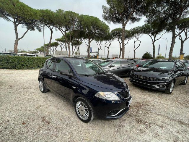 LANCIA Ypsilon 1.2 69cv OK NEOPATENTATI ..