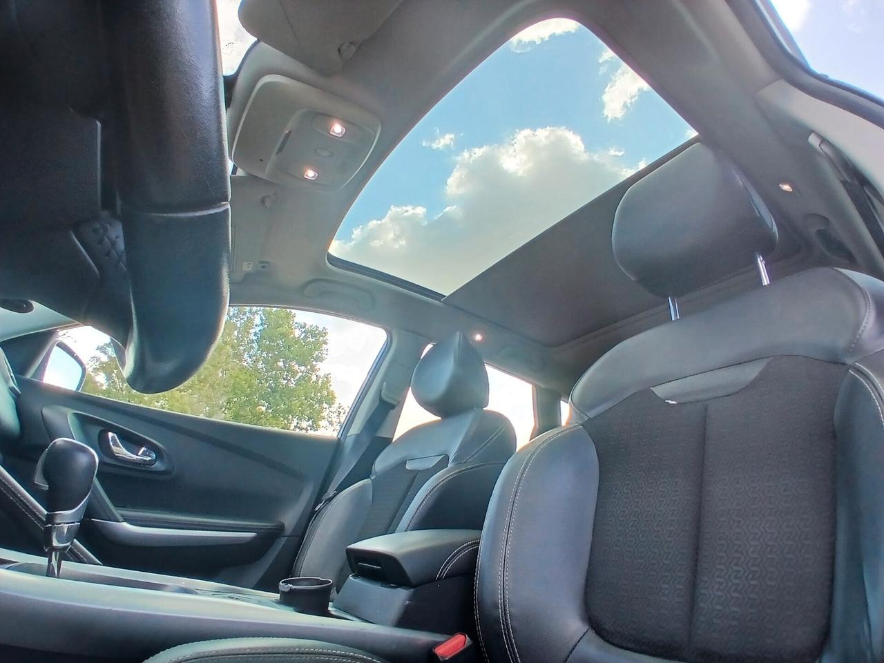 Renault dCi 8V 110CV EDC Energy Bose