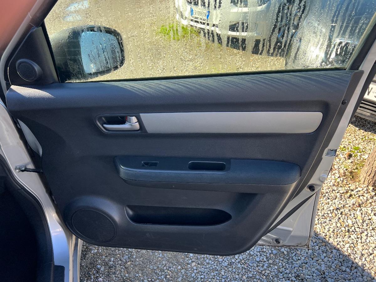 SUZUKI - Swift - 1.3 DDiS 3p. GL