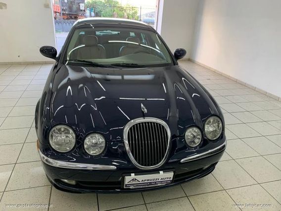 JAGUAR S-TYPE BERLINA (1999) 3.0 BENZINA 175KW 5P TAPPO OLIO