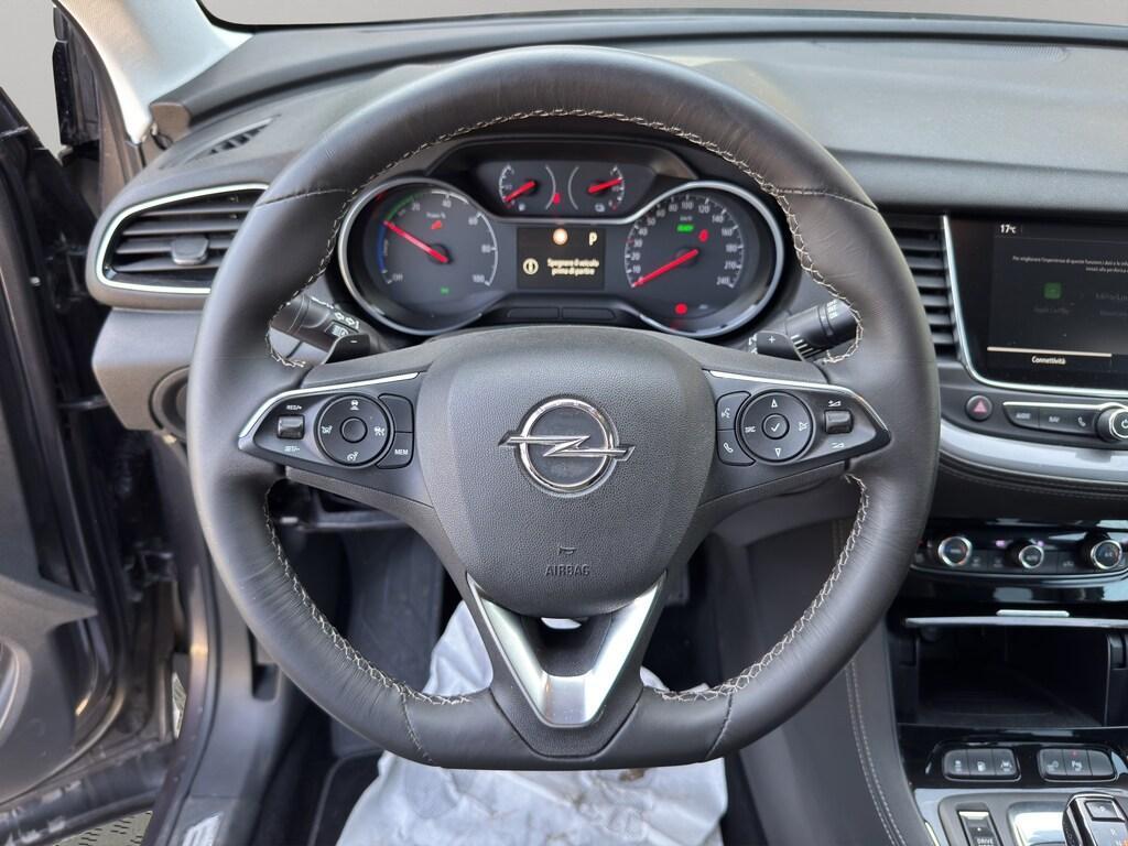 Opel Grandland X 1.6 Plug-in Hybrid4 AWD Auto