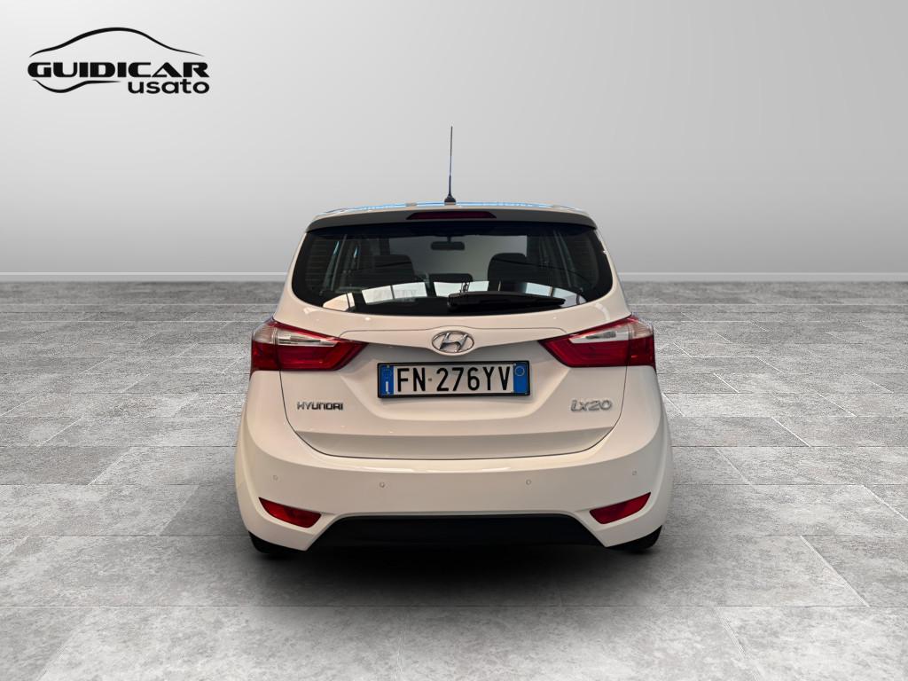 HYUNDAI ix20 - ix20 1.4 Comfort FL E6