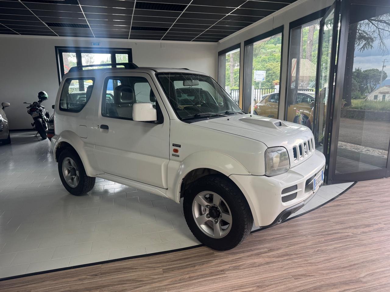 Suzuki Jimny 1.5 DDiS cat 4WD JLX