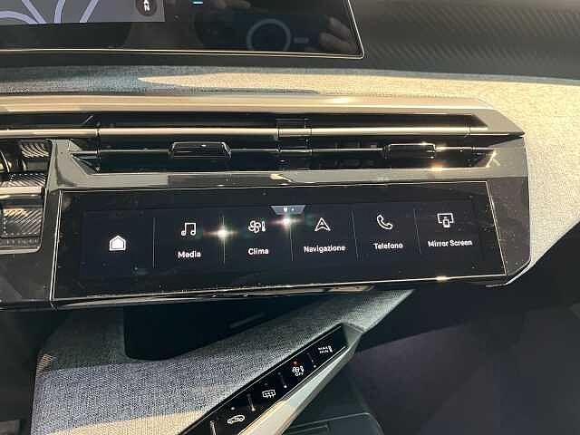 Peugeot 3008 1.2 Hybrid 136cv DCT6 ALLURE KM ZERO