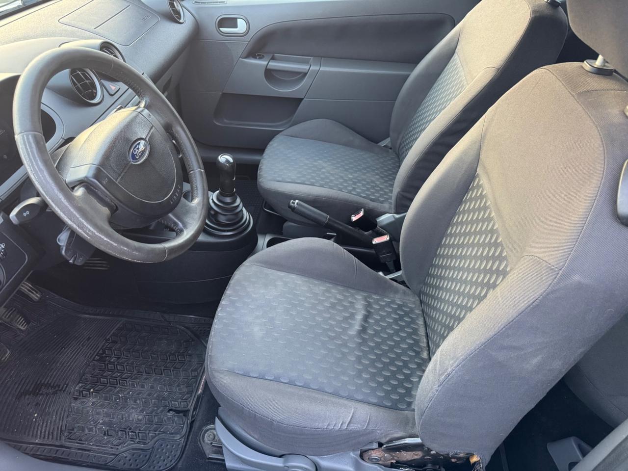 Ford Fiesta 1.3 benzina 70cv 3p