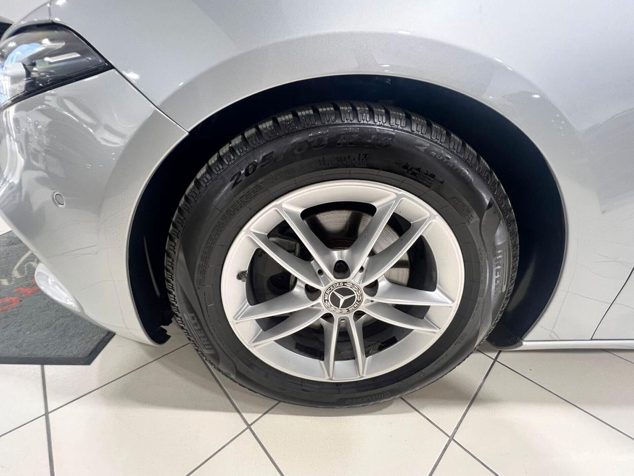 Mercedes-benz A 180 d Automatic Premium