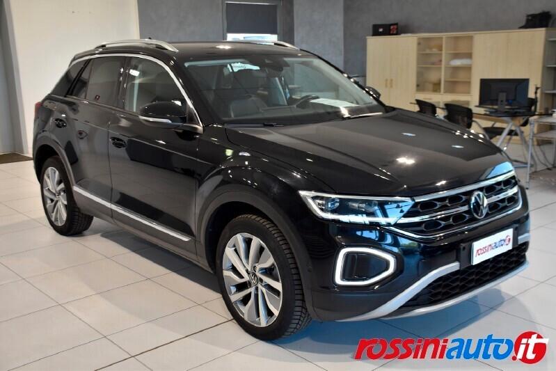 VOLKSWAGEN T-ROC 1.5 TSI 150 CV DSG STYLE + R18 TECH PACK I.Q D