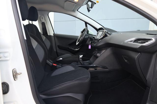 PEUGEOT 2008 PureTech 82 Active