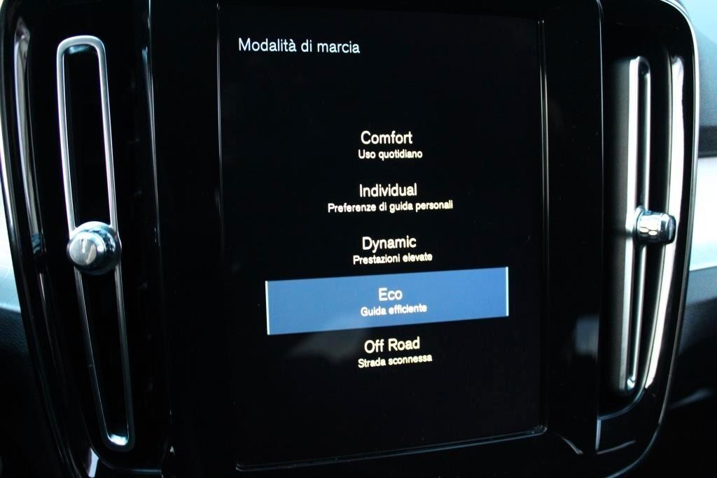 VOLVO XC40 D3 Geartronic 150 CV *FULL LED