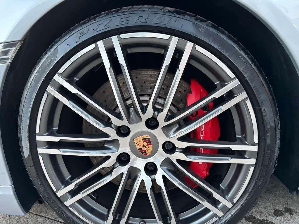 Porsche 911 3.8 Turbo Coupé 2014/ KM 103.000 Tua a soli 1.399 Euro al mese