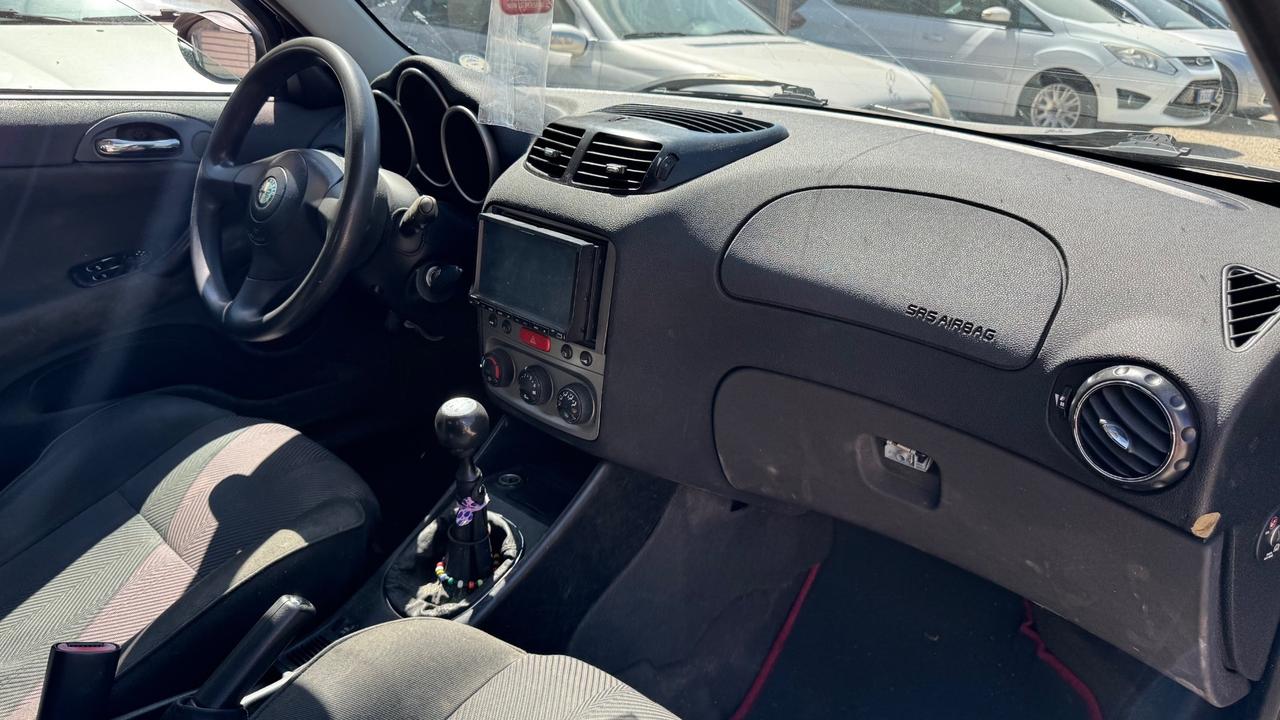 Alfa Romeo 147 1.9 JTD (115 CV) cat 5p. Distinctive