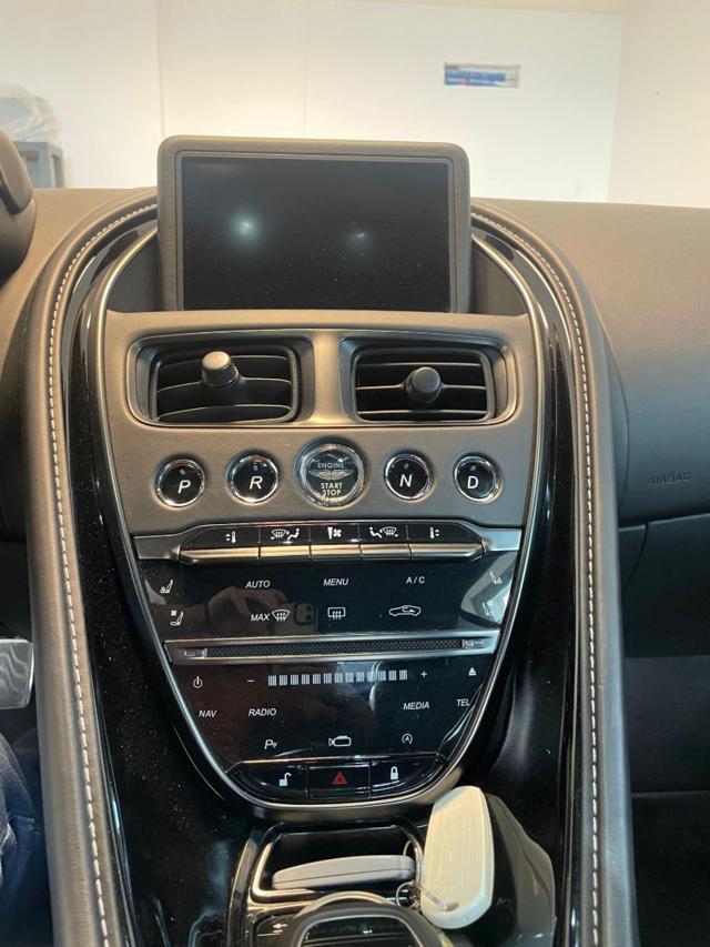 ASTON MARTIN DB11 V8 Coupé