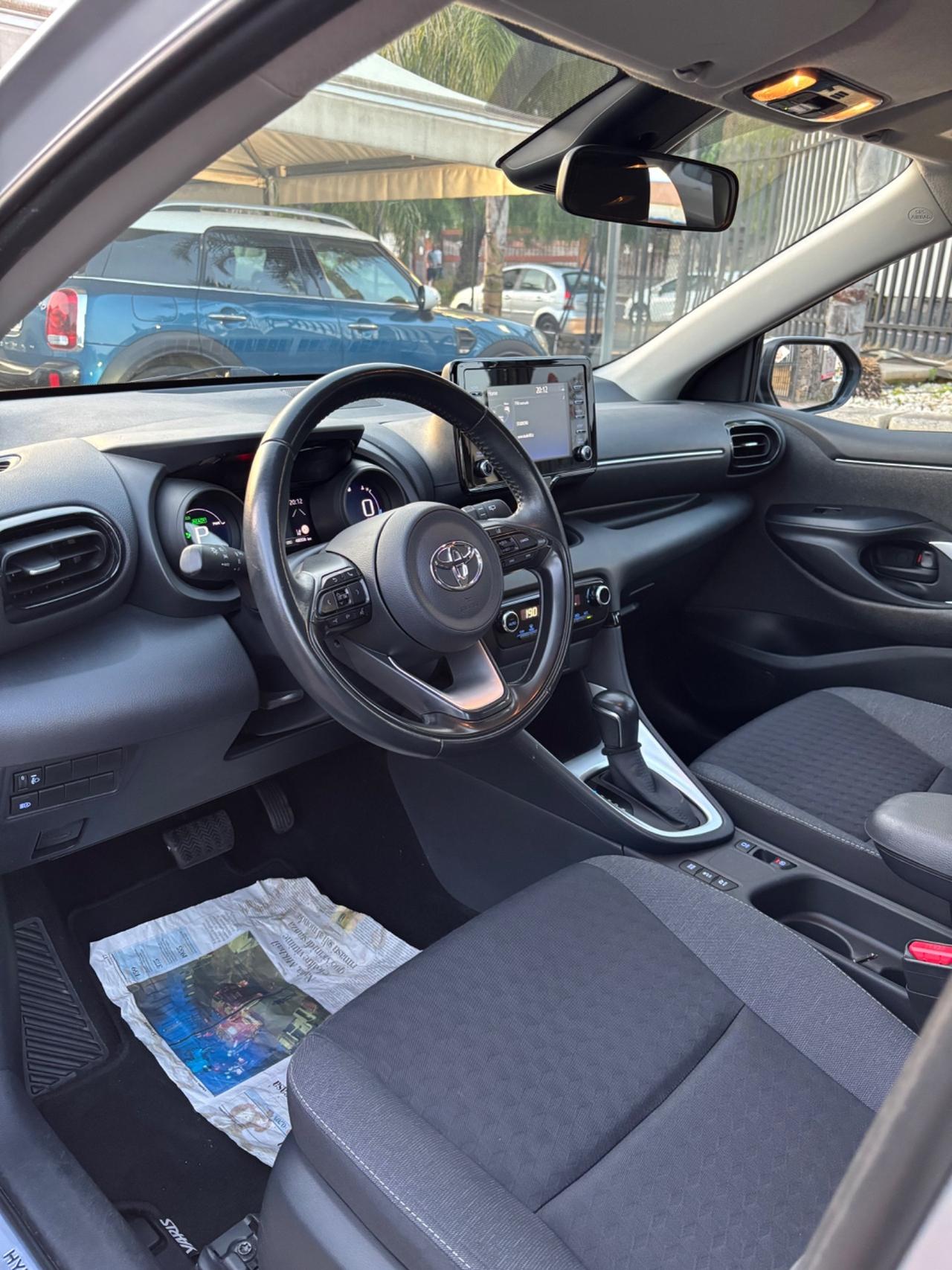 Toyota Yaris 1.5 Hybrid 5 porte Lounge 04/2021