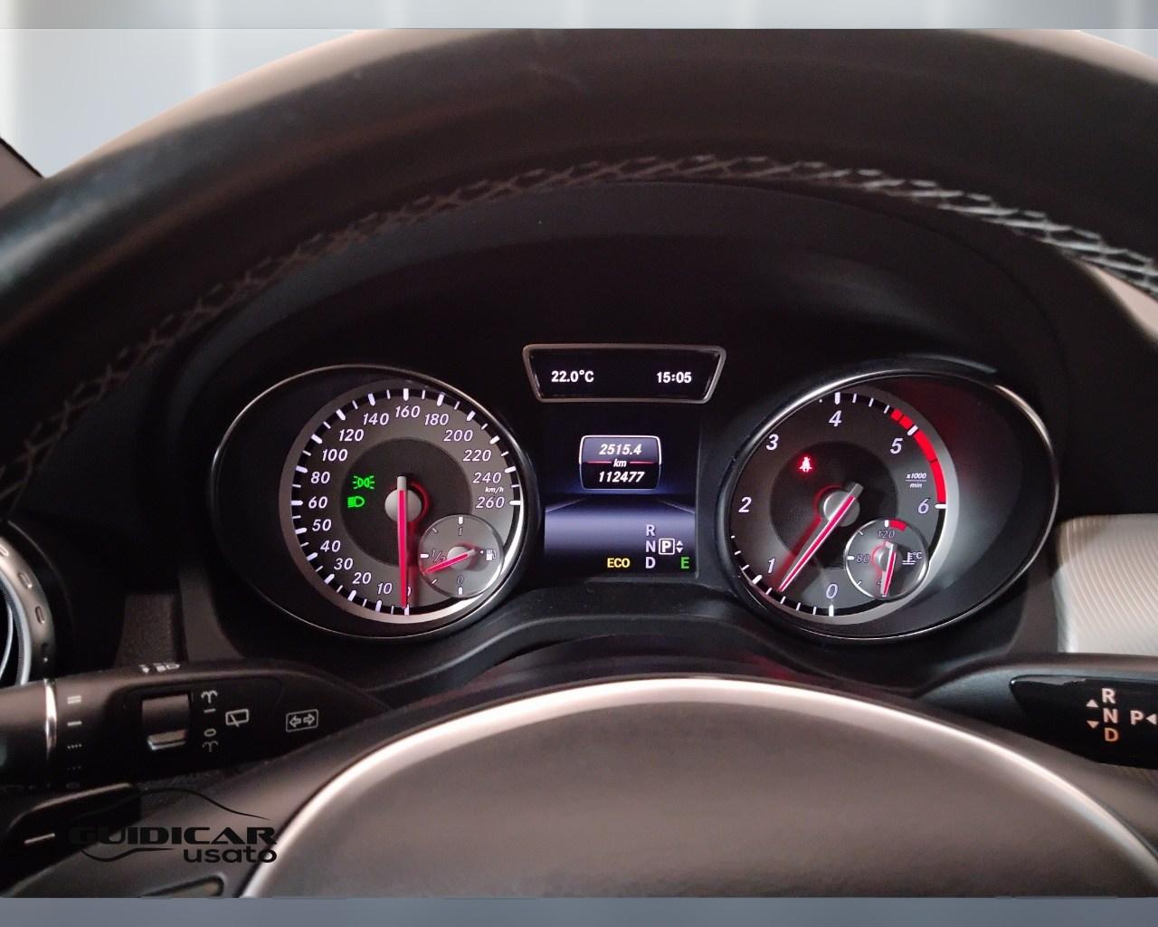 Mercedes-Benz GLA-X156 2014 - GLA 220 d (cdi) Sport 4matic 170cv auto