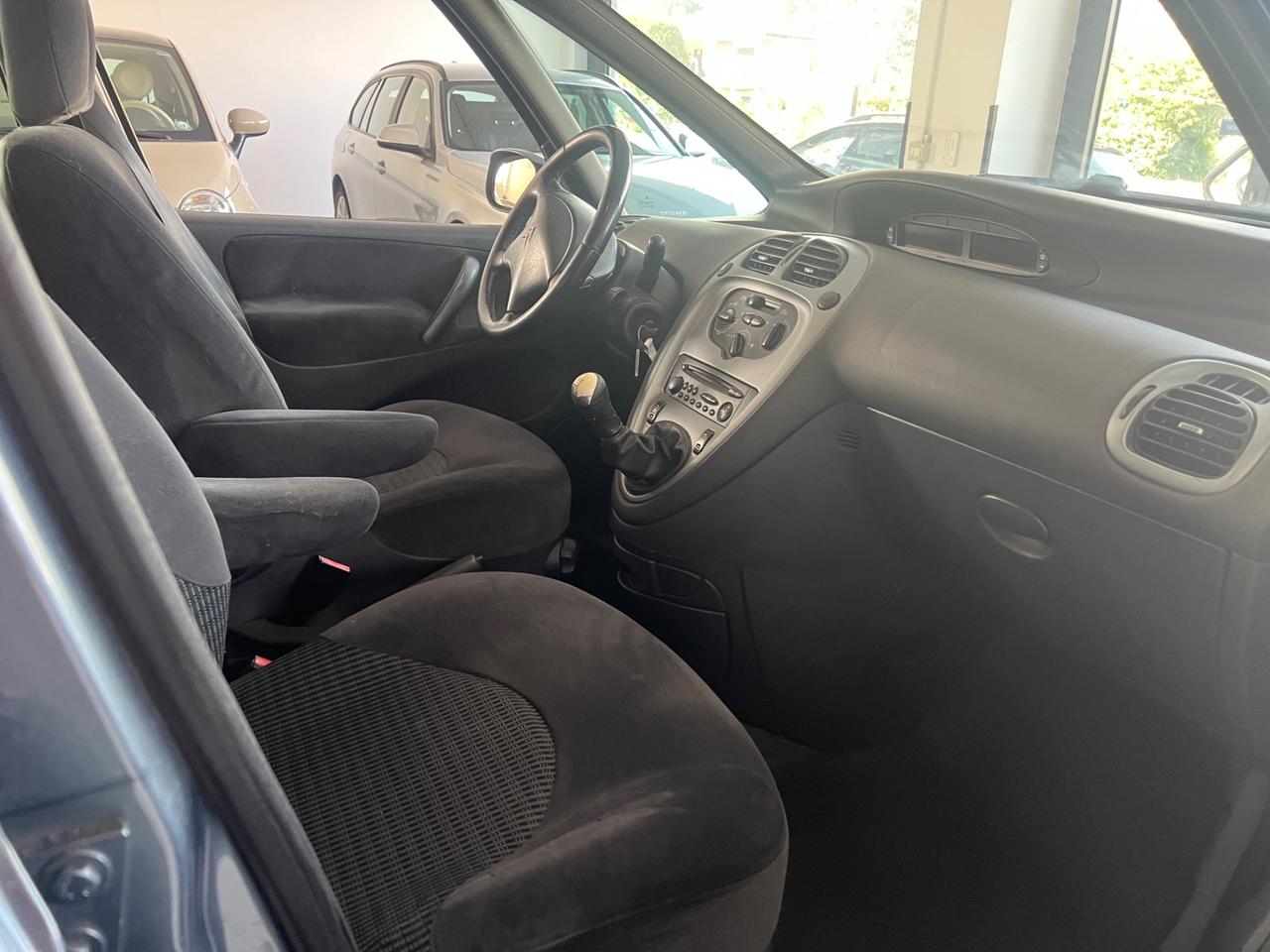 Citroen C4 Picasso 1.6 VTi 120 Elegance