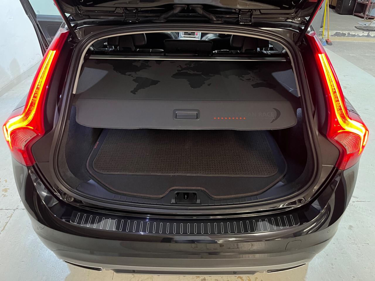 Volvo V60 D4 Geartronic Ocean Race