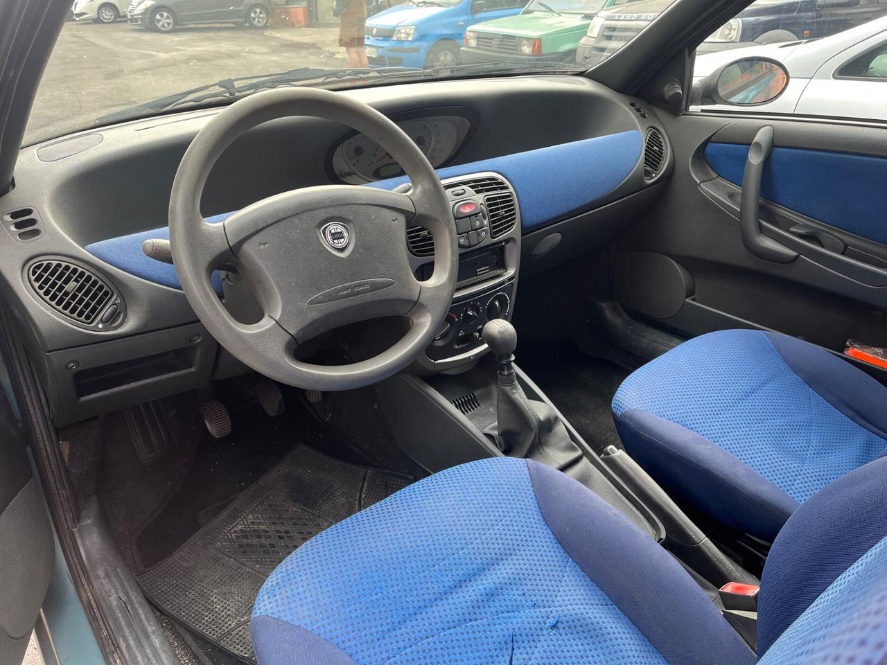 Lancia Y 1.2i cat Elefantino Blu-km191000-