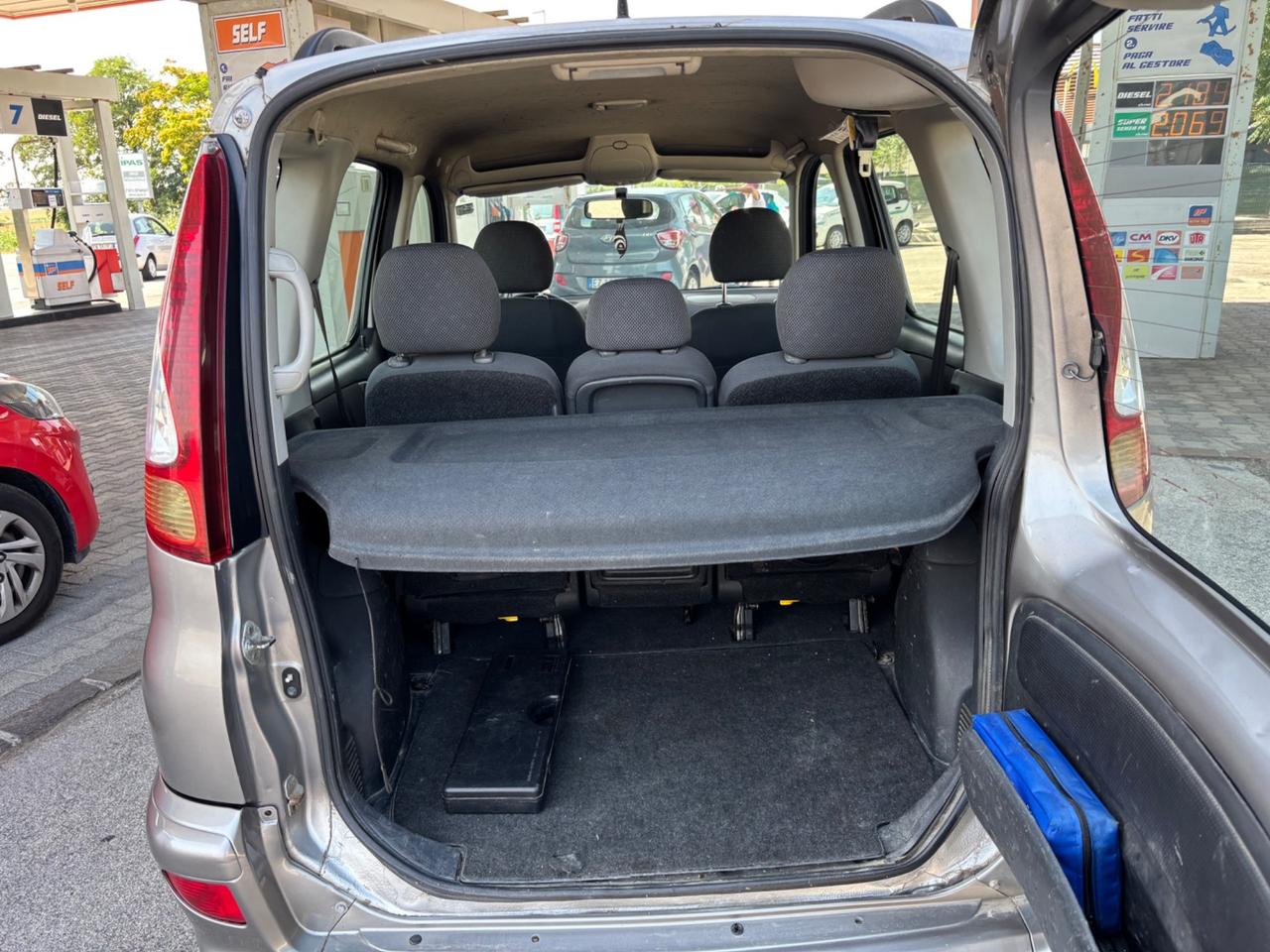 Toyota Yaris Verso 1.3i 16V cat Luna '03