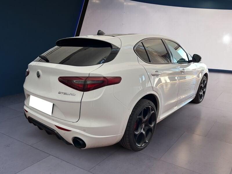 Alfa Romeo Stelvio 2020 2.2 t Veloce Q4 210cv auto