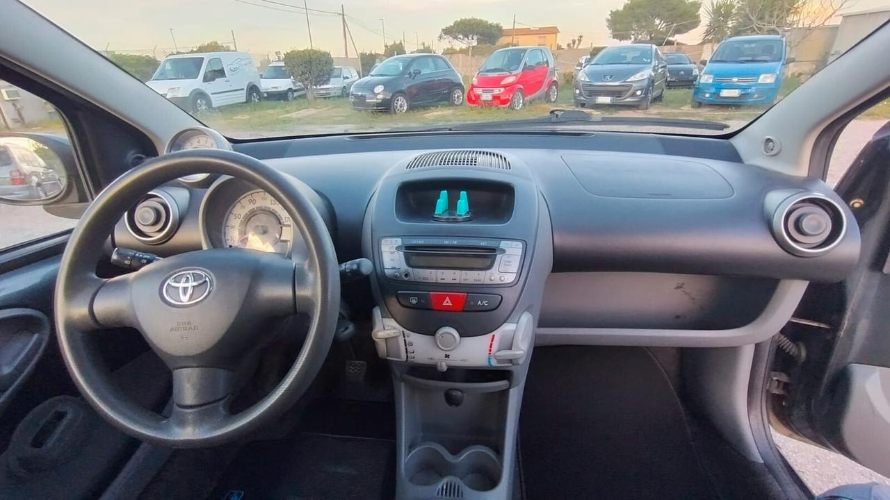Toyota Aygo 1.0 12V VVT-i 3 porte Sol