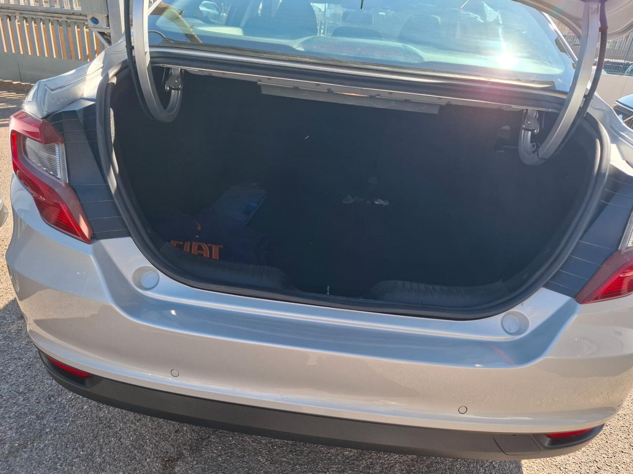 Fiat Tipo 1.6 Mjt 4 porte Lounge