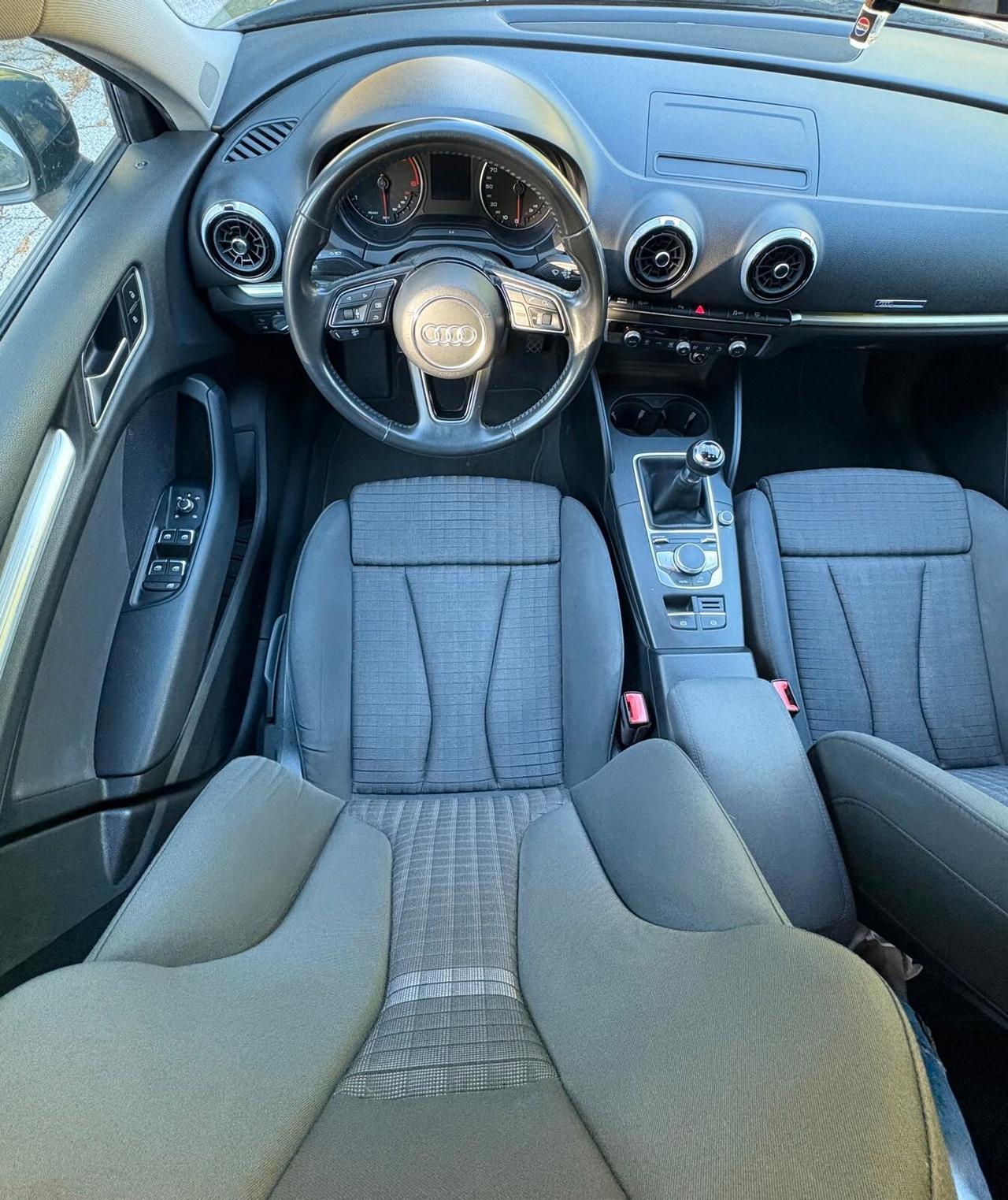 Audi A3 SPB 1.6 TDI 116 CV Sport