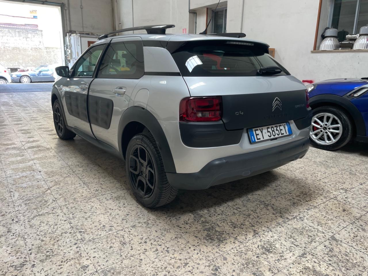 Citroen C4 Cactus PureTech 82 Shine Edition