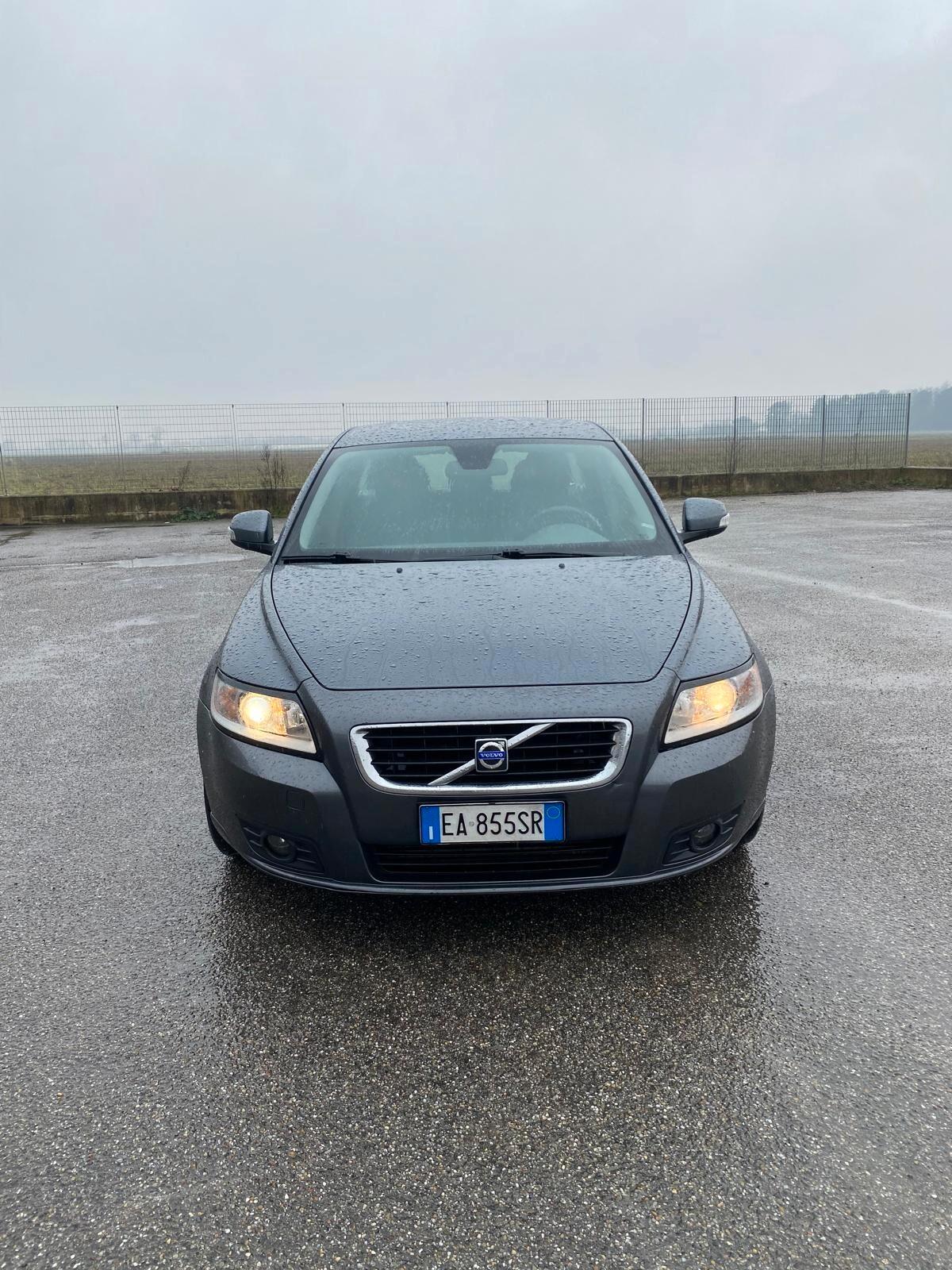 Volvo V50 D4 Summum 2.0 DIESEL 136 CAVALLI IVA DEDUCIBILE